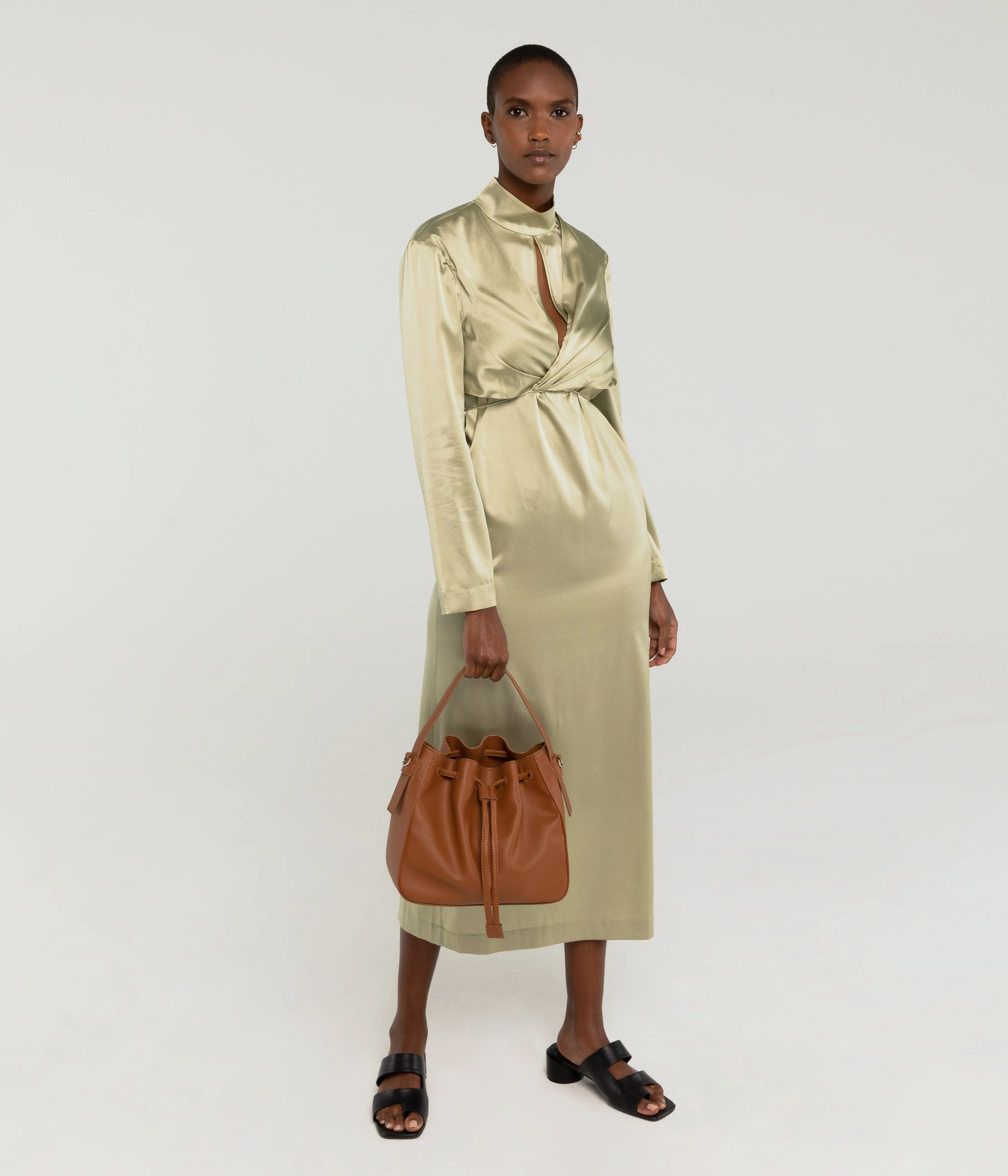 AMBER Vegan Bucket Bag - Purity - Image 10