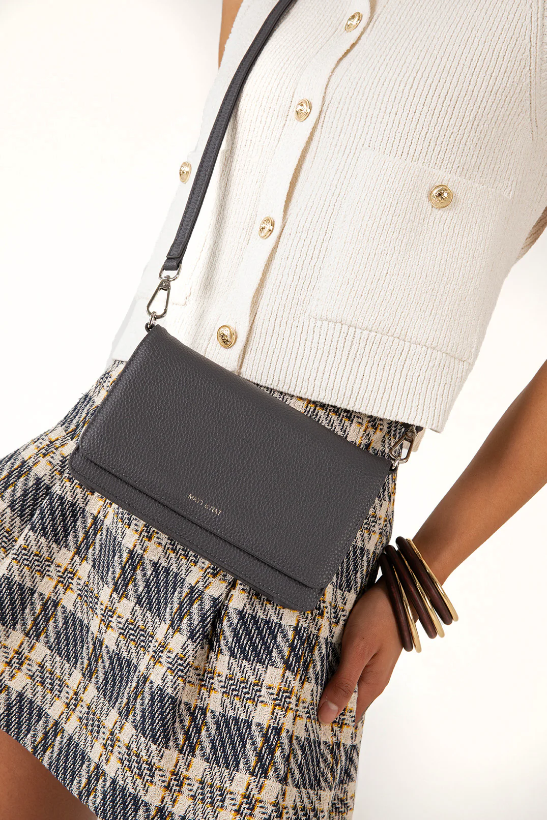 BEE Vegan Crossbody Bag - Grain - Image 35