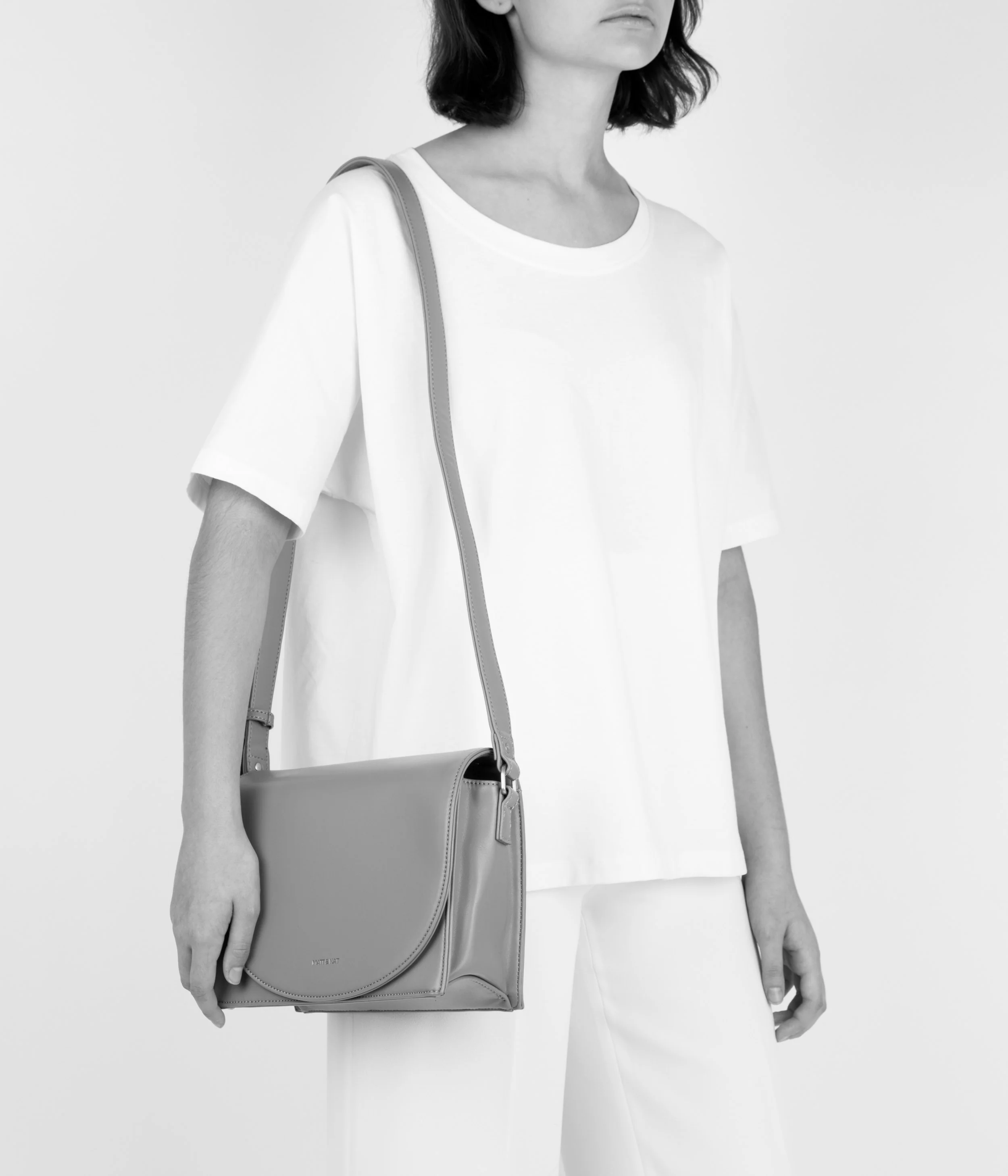 CALLA Vegan Crossbody Bag - Loom - Image 5