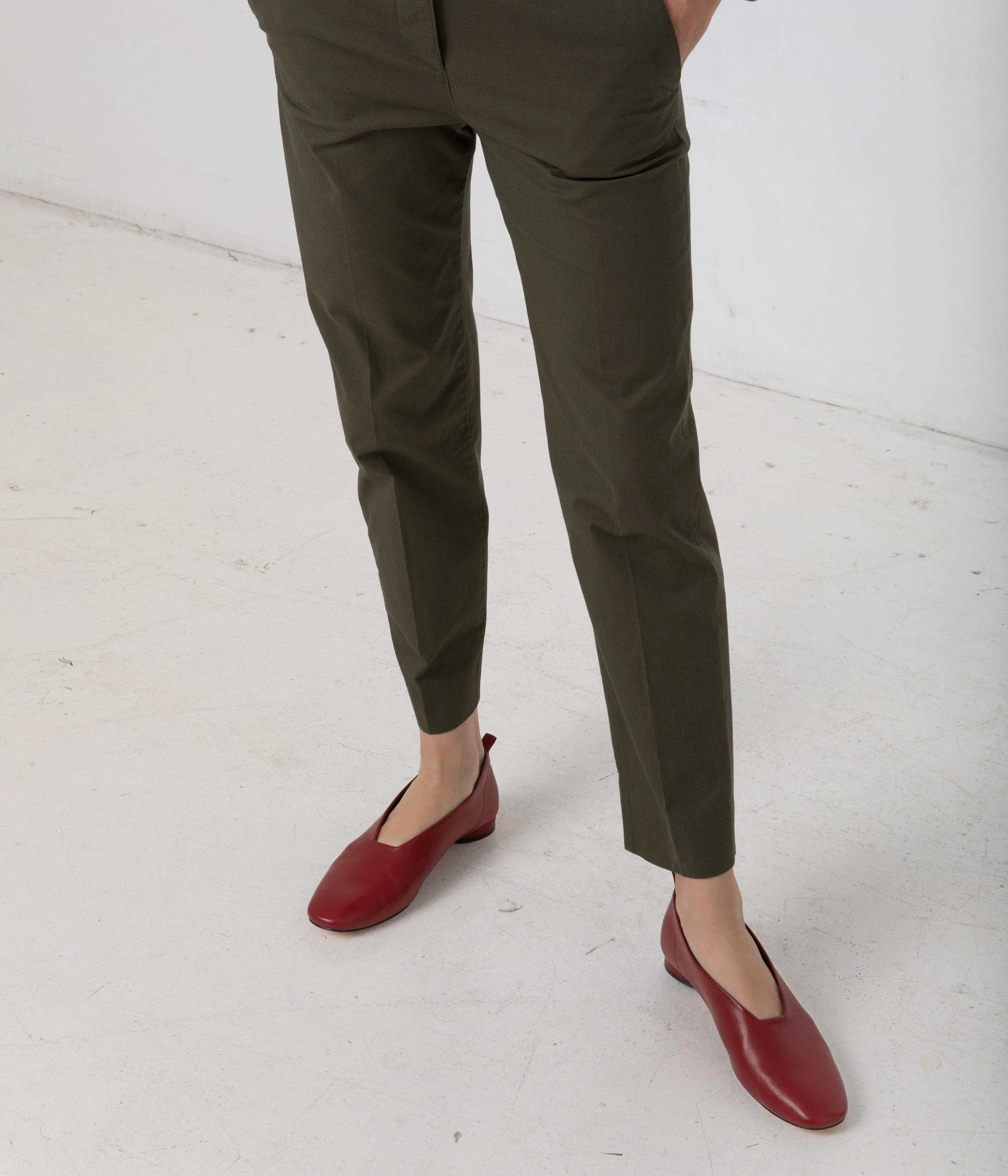DRE Women's Vegan Heeled Flats - Image 3
