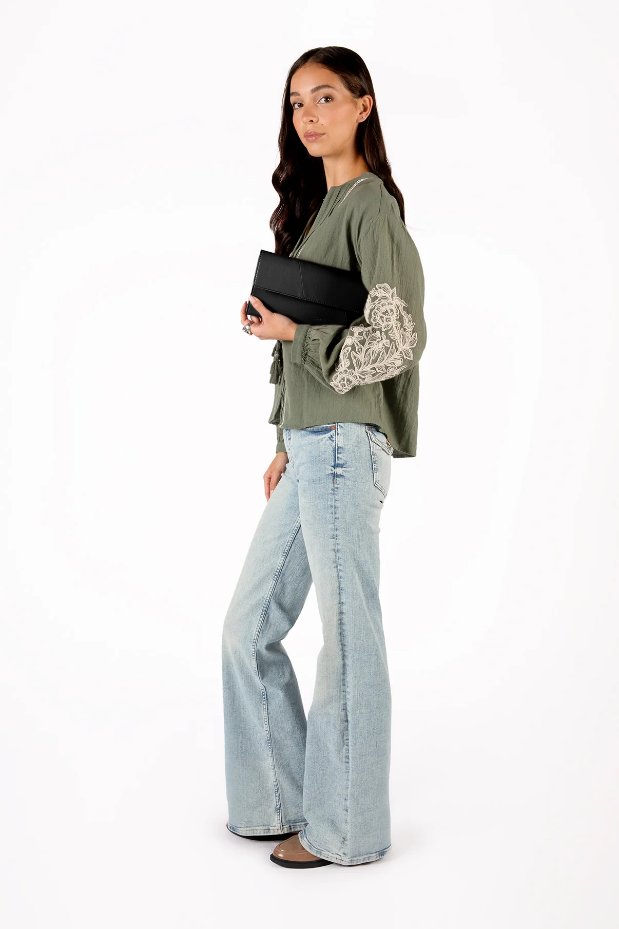 EDIA THEME CLUTCH SHOULDER BAG - Image 17