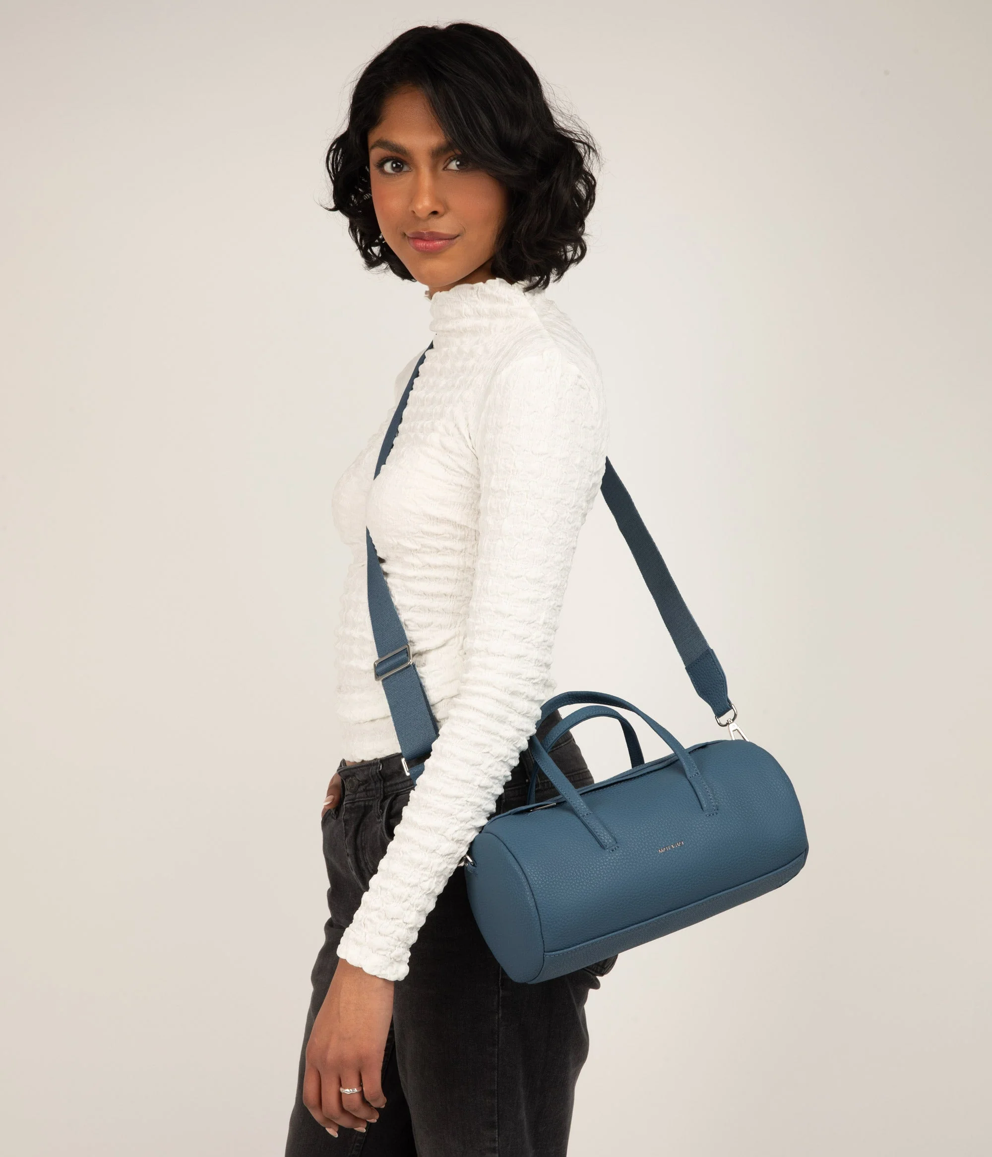 INES Vegan Barrel Bag - Purity - Image 24