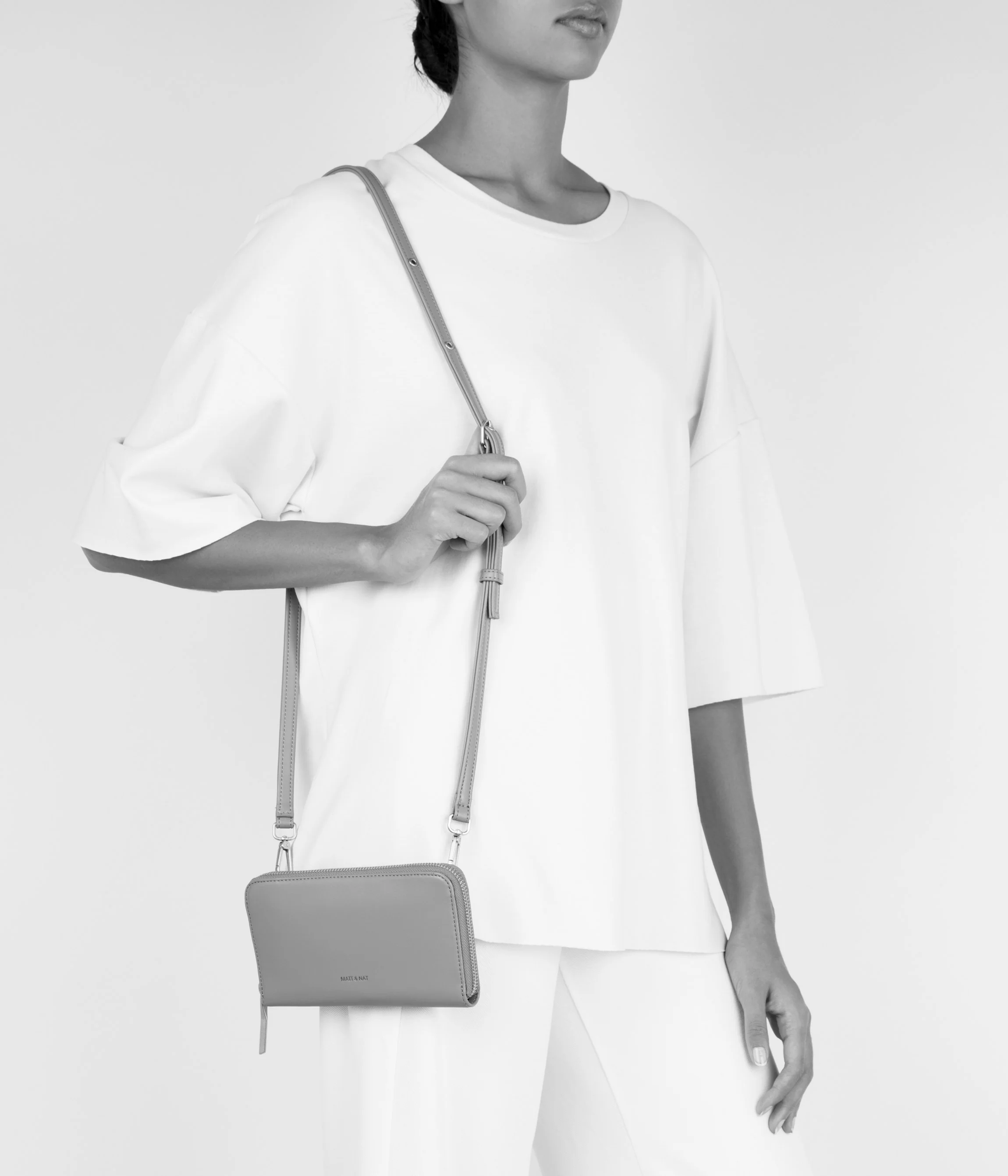 INVER Vegan Crossbody Wallet - Loom - Image 33