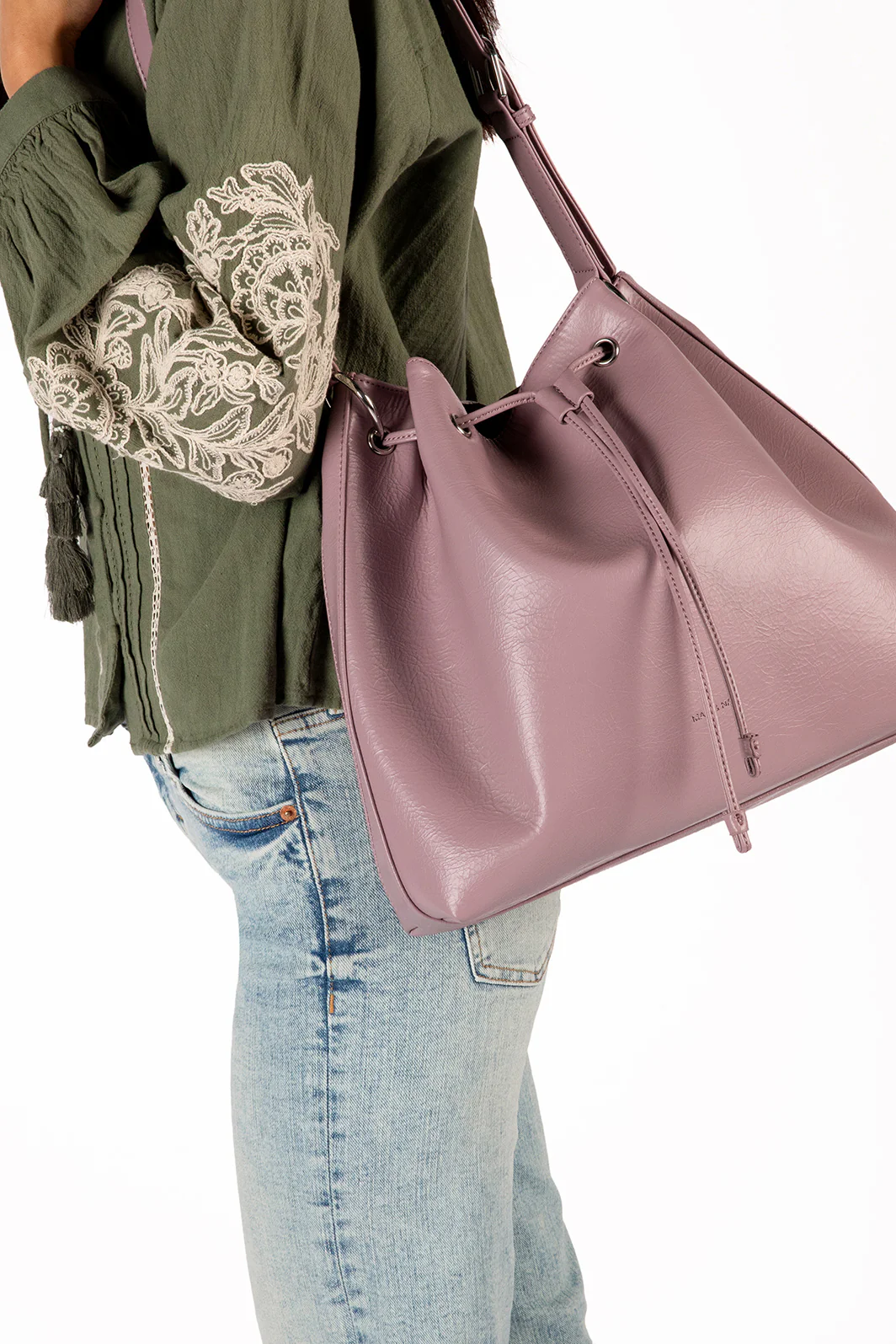 JAN Vegan Bucket Bag – Theme - Image 31