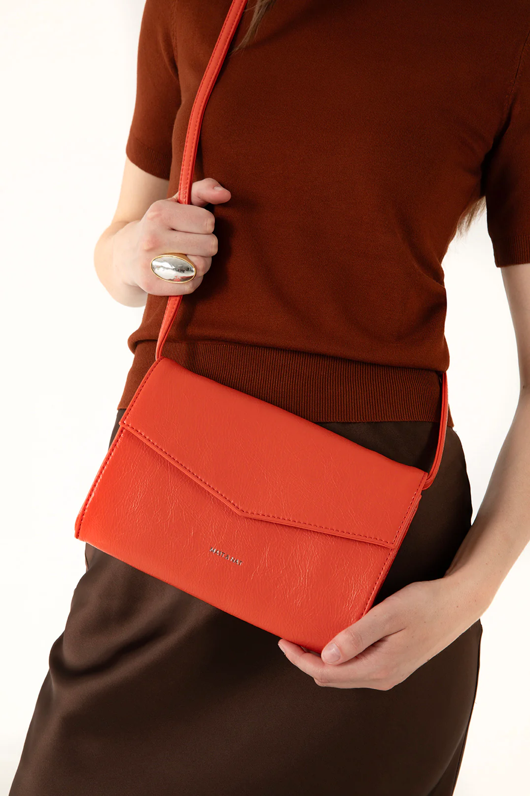 LILIAN Vegan Clutch – Theme - Image 28