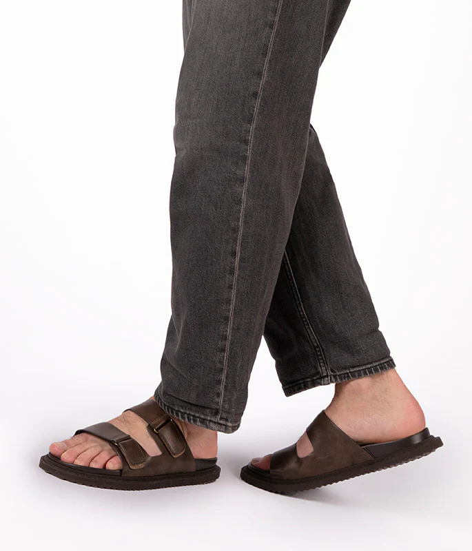 JOAO Men's Vegan Sandals - Image 8