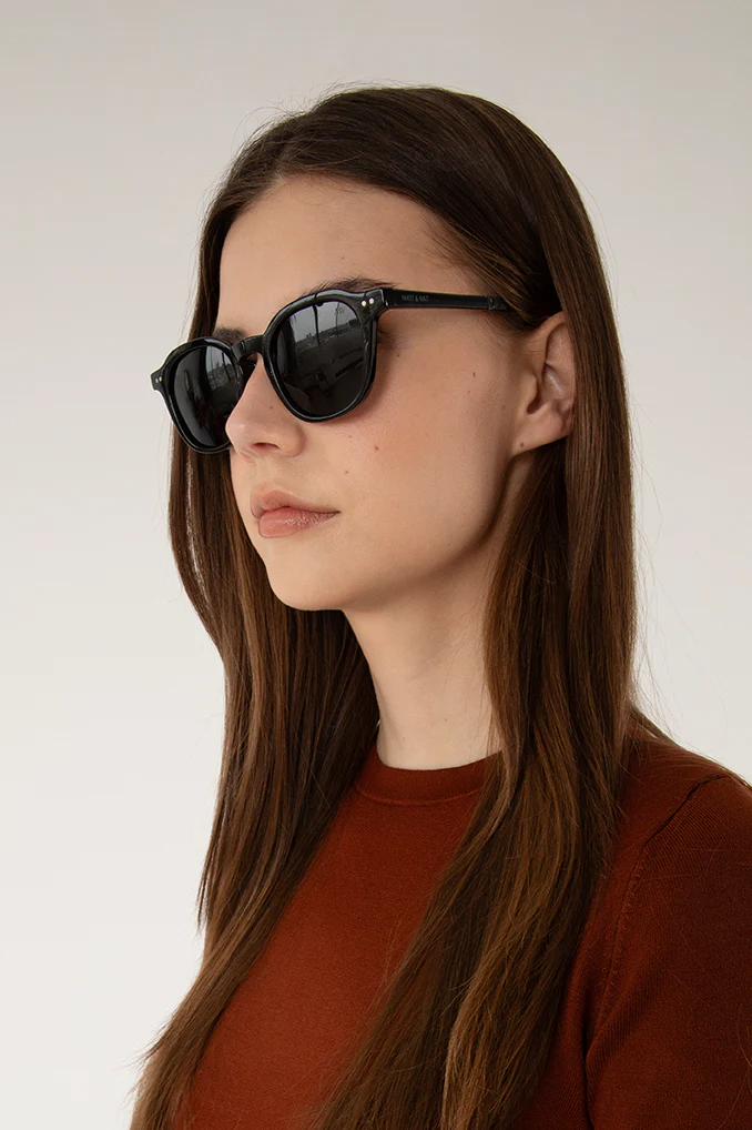 NIKA Round Foldable Recycled Sunglasses - Image 3