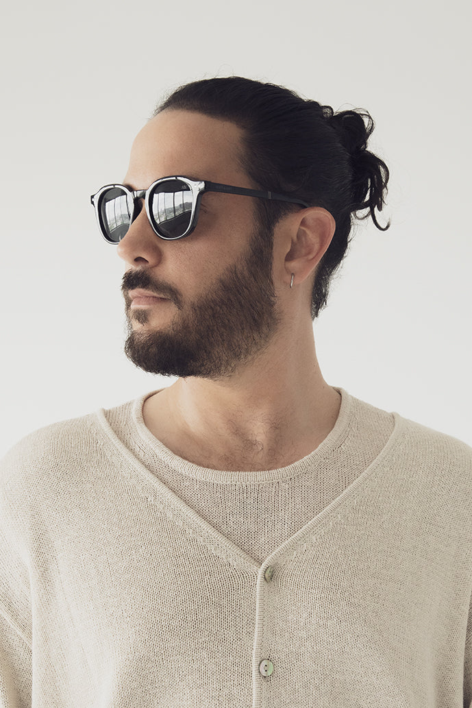 NIKA Round Foldable Recycled Sunglasses - Image 5