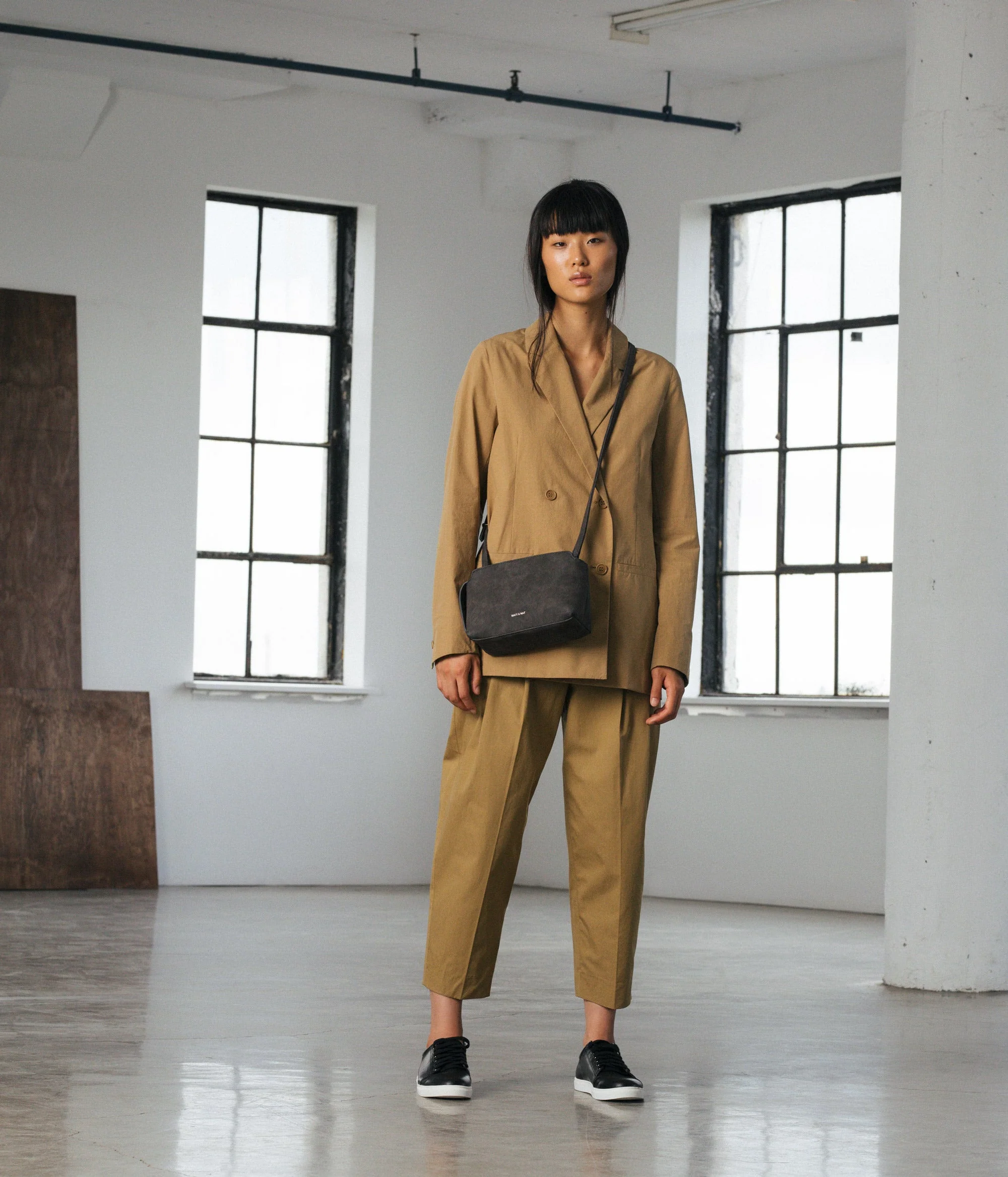 RAVEN Vegan Crossbody Bag - Suede - Image 11