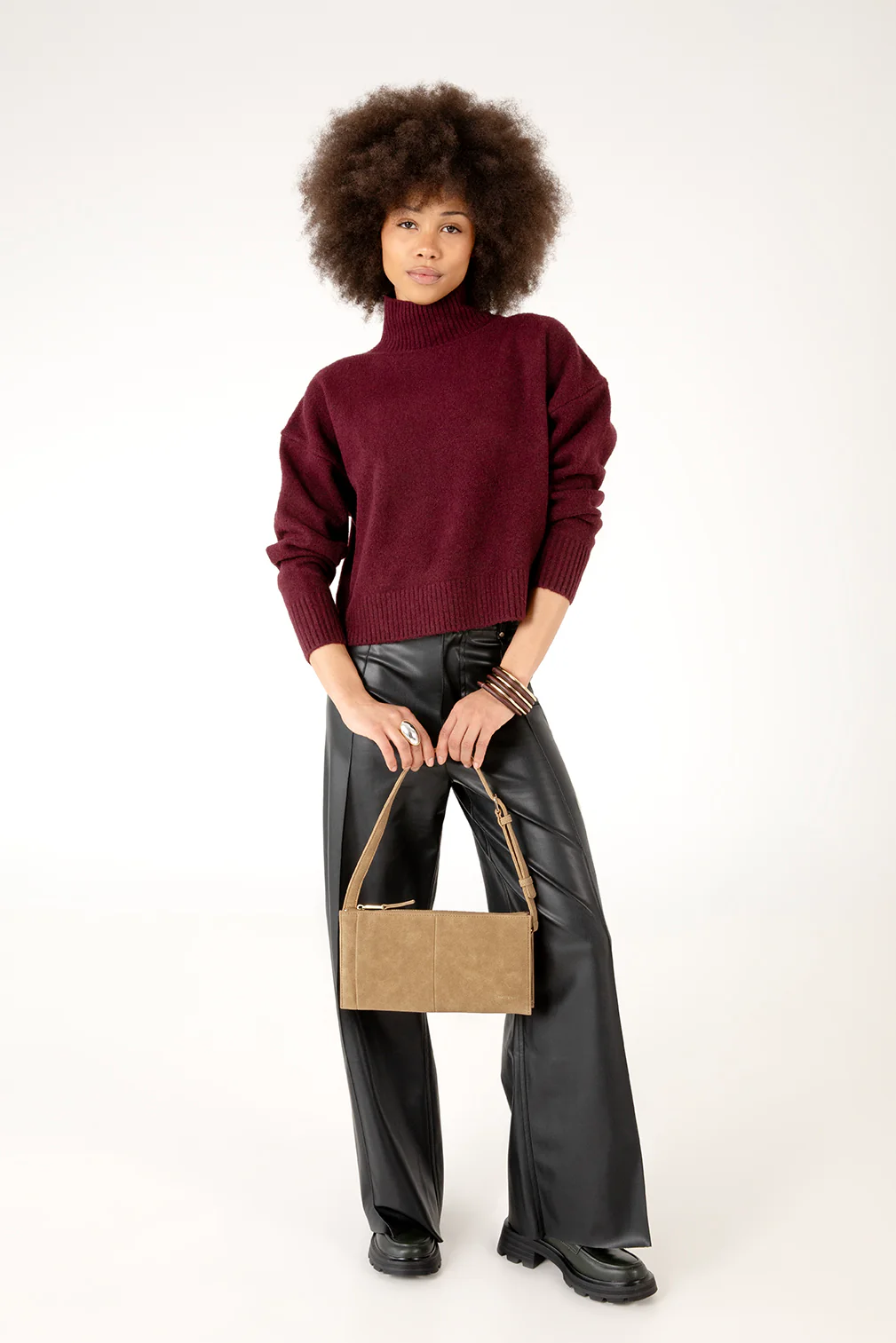 SAIGE Vegan Shoulder Bag – Solstice - Image 11