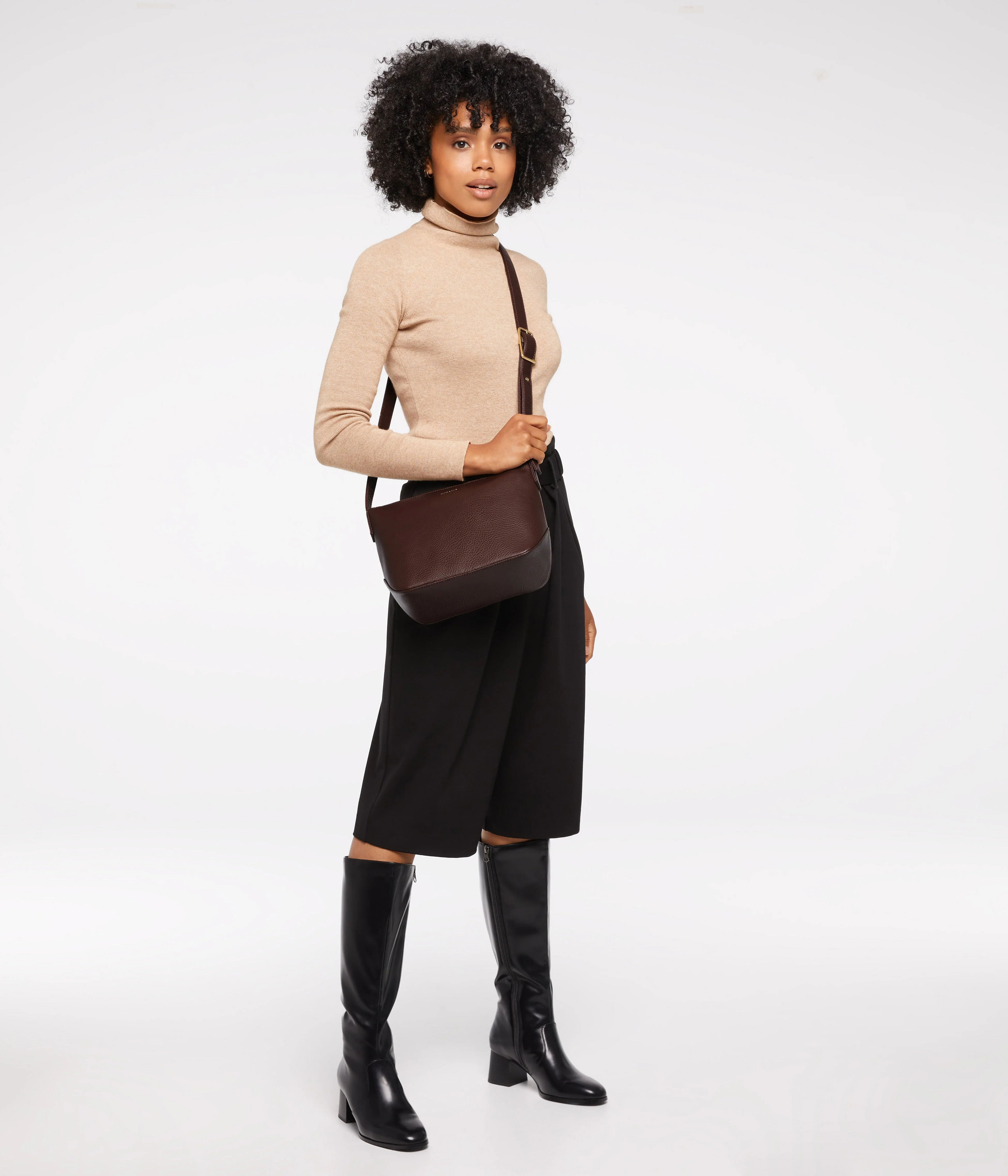 SAMLG Large Vegan Crossbody Bag - Dwell - Image 12
