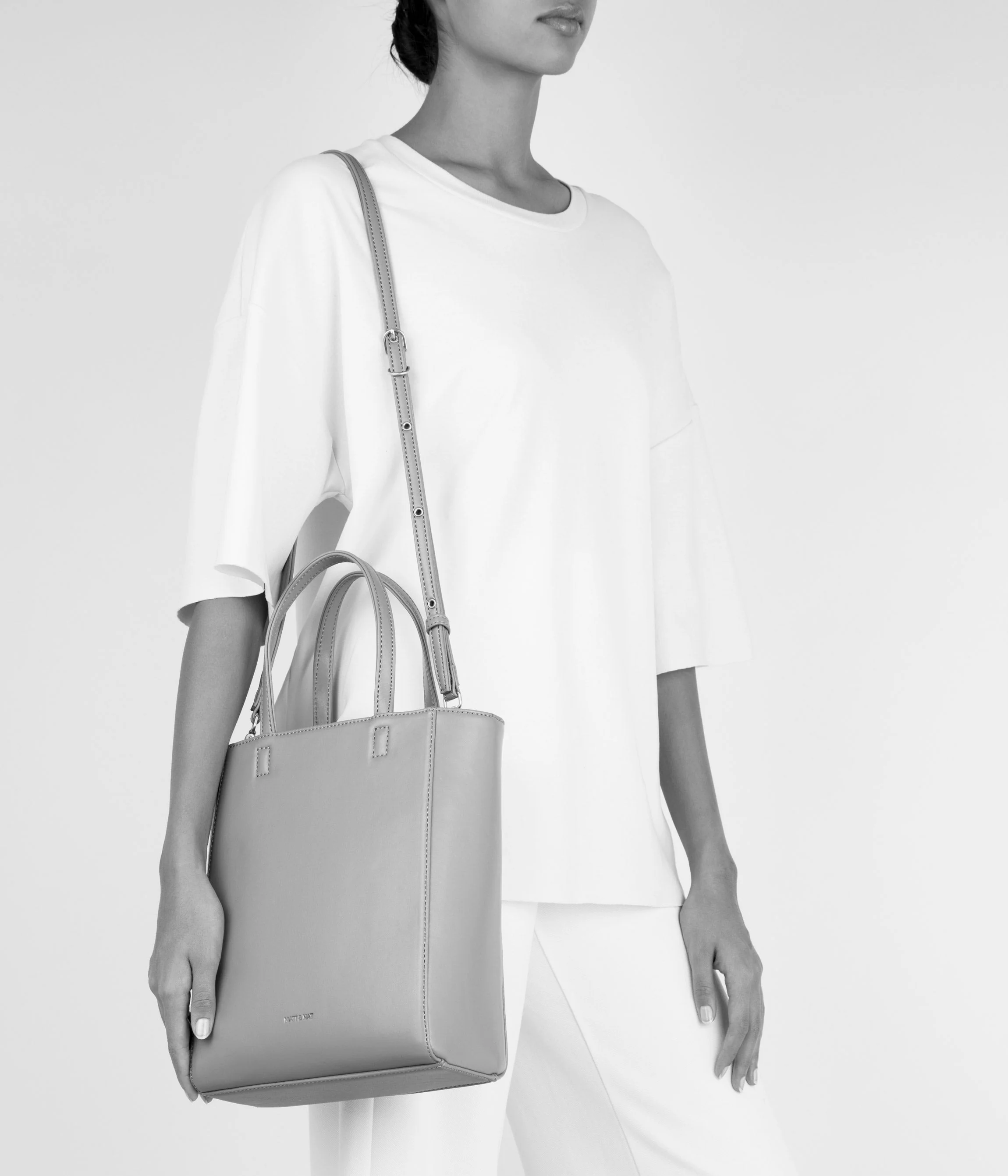 SELLA Vegan Tote Bag - Loom - Image 4