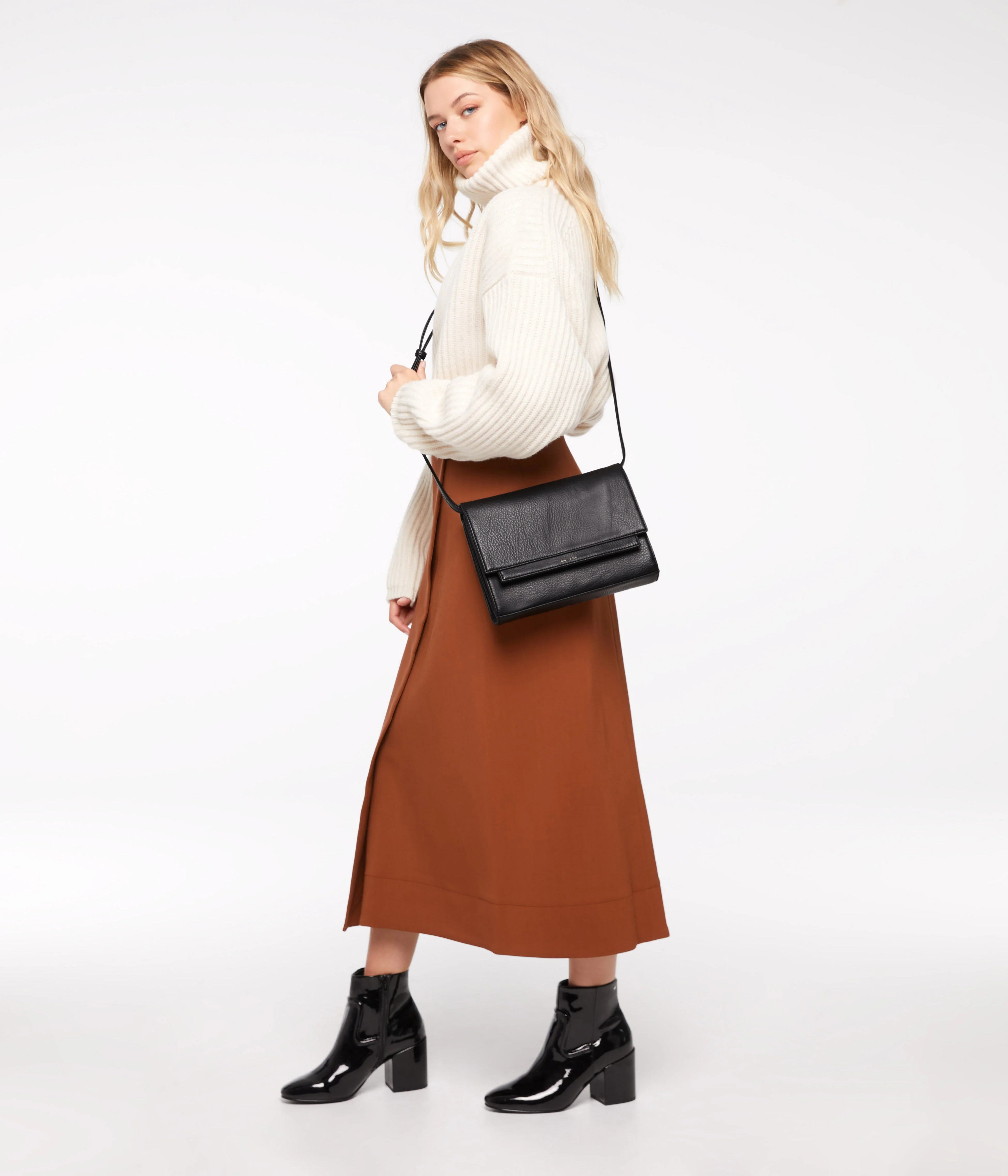 SILVI Vegan Crossbody Bag - Dwell - Image 4