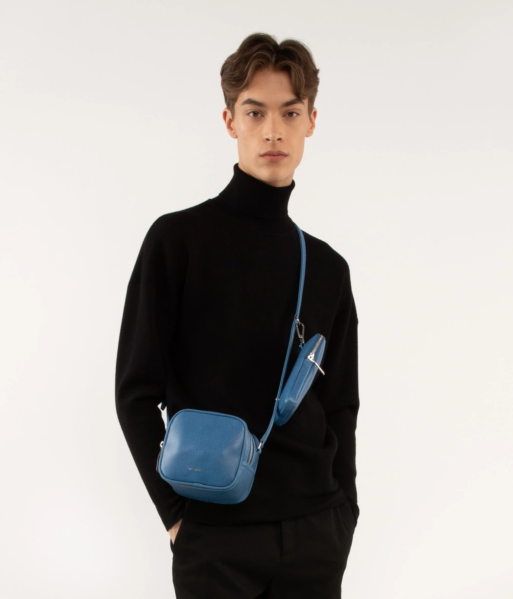 SWAE Vegan Crossbody Bag - Vintage - Image 3