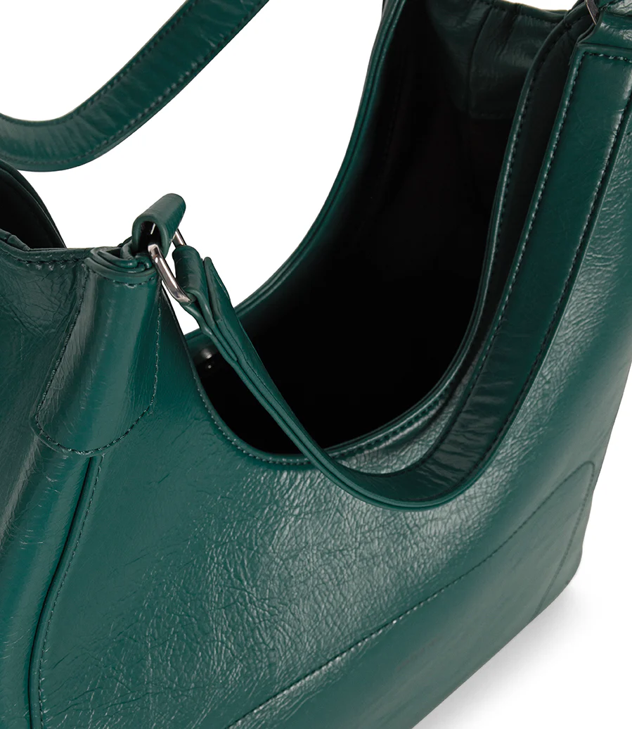 Vermont Vegan Hobo Bag – Theme - Image 16