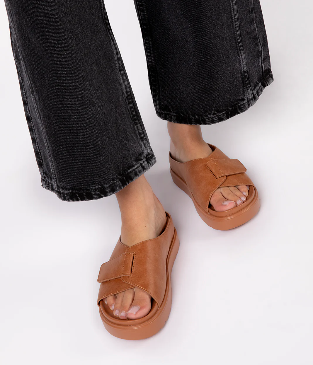 IDAH Women’s Vegan Sandals - Image 9